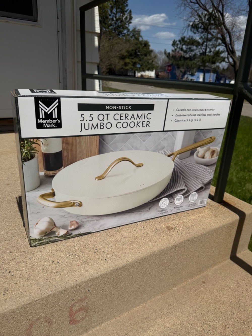 Member's Mark 5.5qt Modern Ceramic Jumbo Cooker - Cream - Picture 5 of 5